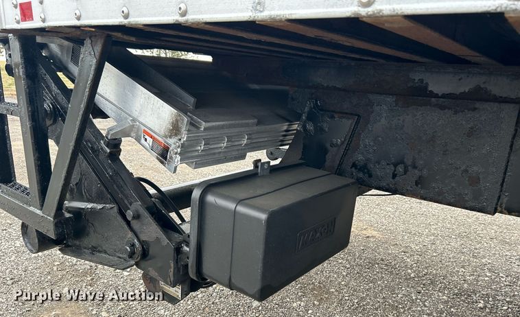 image for item OM9229 2013 Freightliner M2 Business Class  box truck