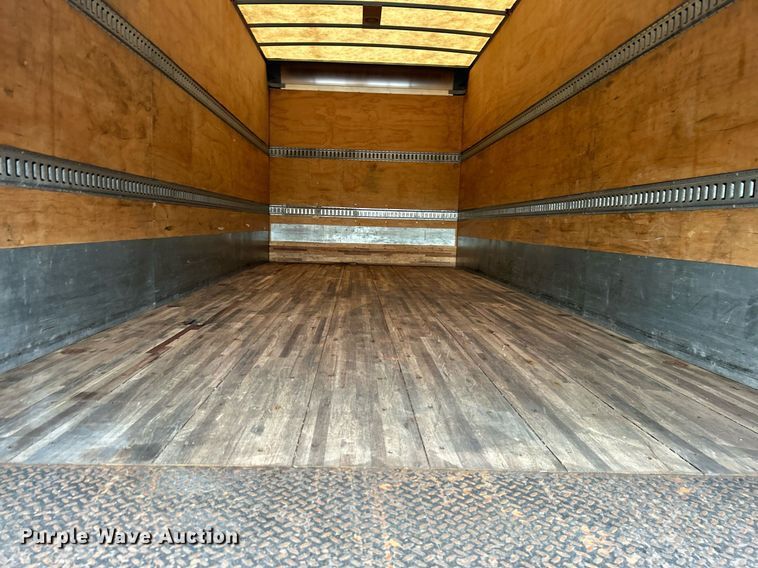 image for item OM9229 2013 Freightliner M2 Business Class  box truck