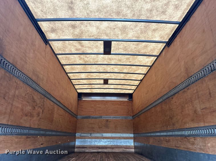 image for item OM9229 2013 Freightliner M2 Business Class  box truck