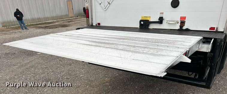 image for item OM9229 2013 Freightliner M2 Business Class  box truck