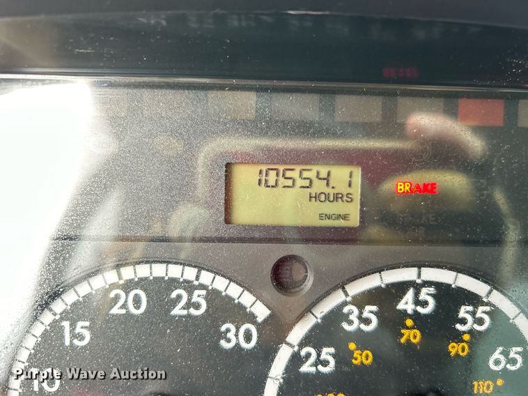 image for item OM9229 2013 Freightliner M2 Business Class  box truck