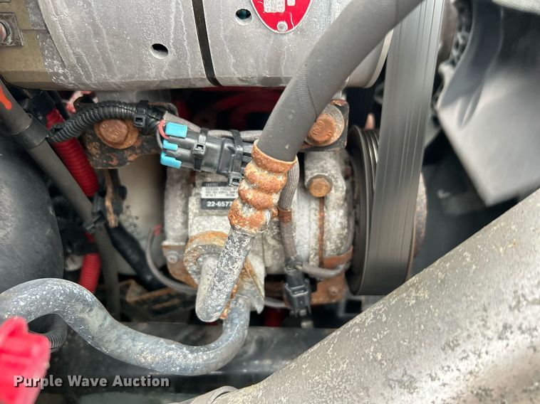 image for item OM9229 2013 Freightliner M2 Business Class  box truck