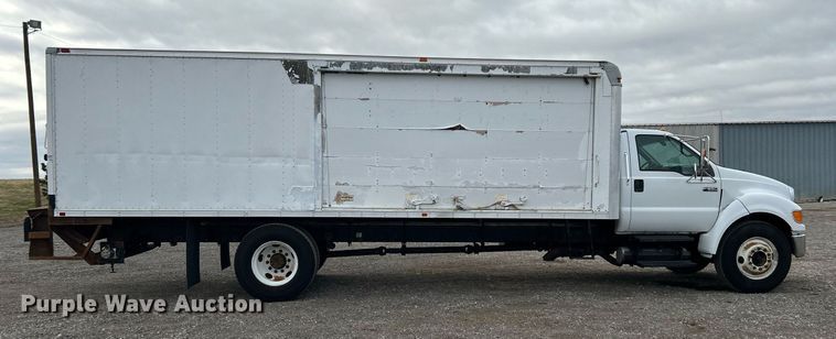 image for item OM9230 2009 Ford F650 Super Duty  box truck