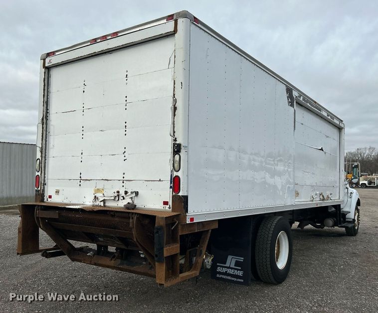 image for item OM9230 2009 Ford F650 Super Duty  box truck