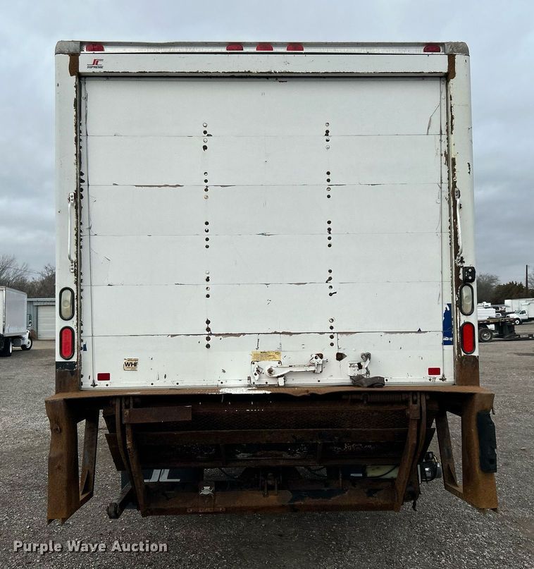 image for item OM9230 2009 Ford F650 Super Duty  box truck