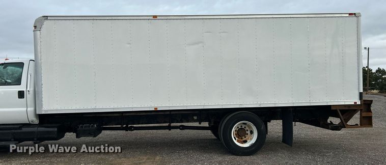 image for item OM9230 2009 Ford F650 Super Duty  box truck
