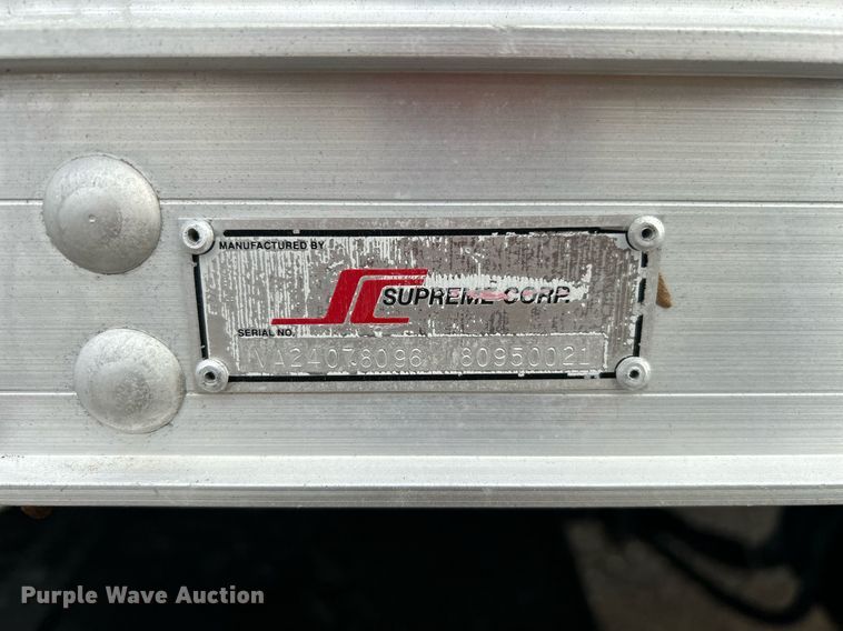 image for item OM9230 2009 Ford F650 Super Duty  box truck