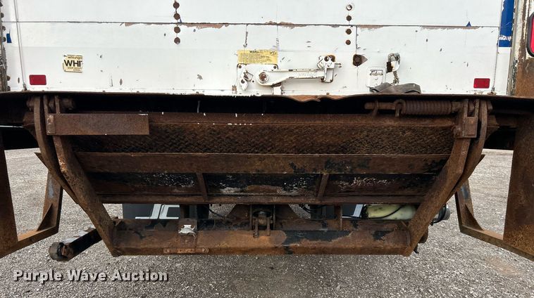 image for item OM9230 2009 Ford F650 Super Duty  box truck