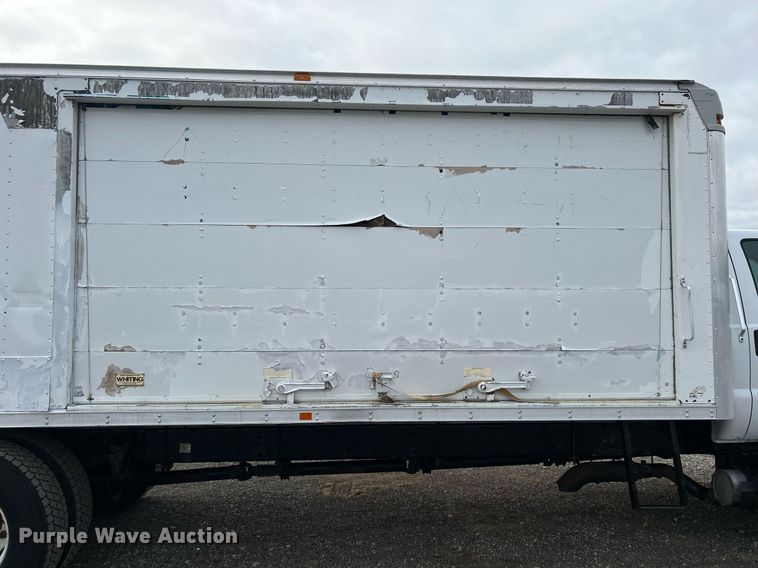 image for item OM9230 2009 Ford F650 Super Duty  box truck