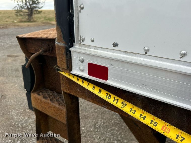 image for item OM9230 2009 Ford F650 Super Duty  box truck