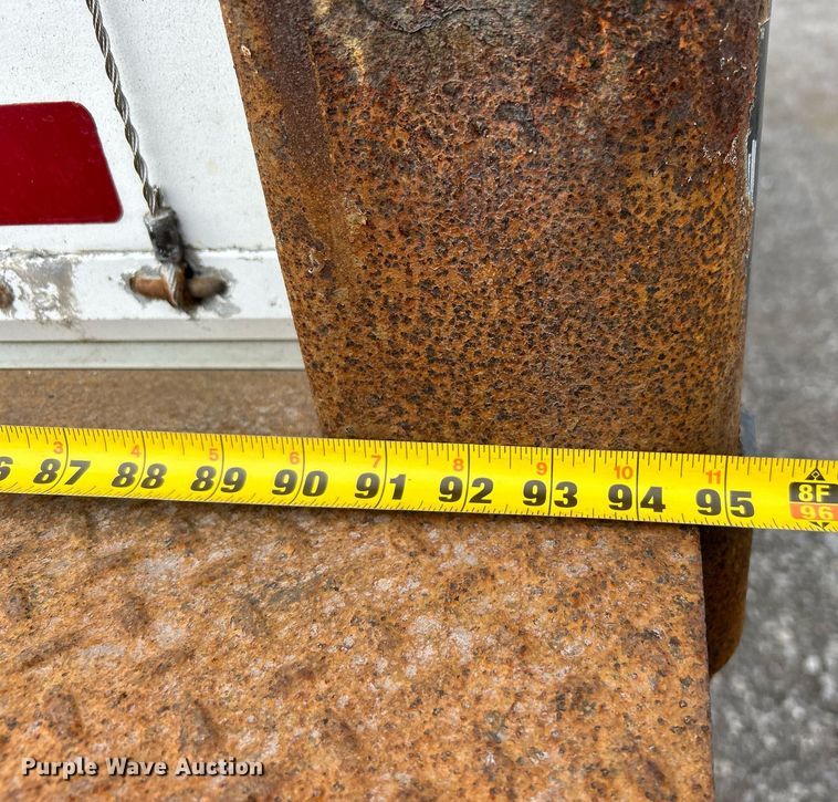 image for item OM9230 2009 Ford F650 Super Duty  box truck