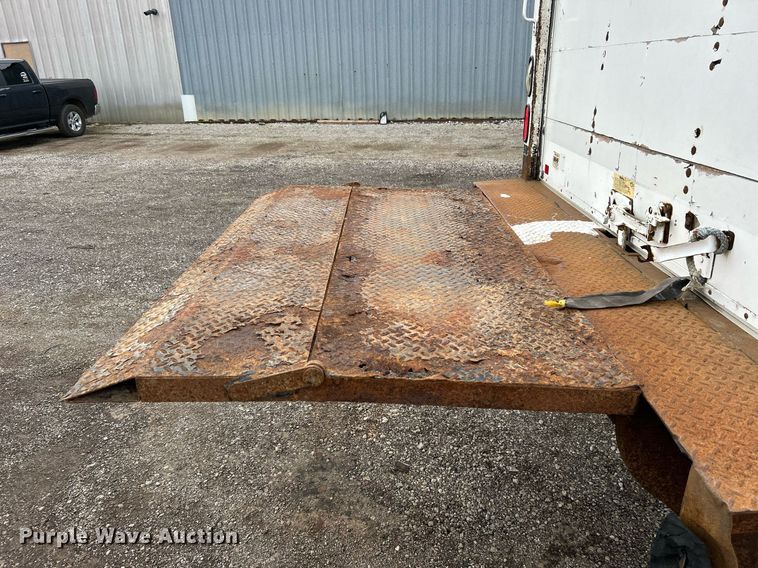 image for item OM9230 2009 Ford F650 Super Duty  box truck