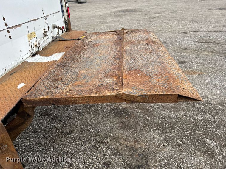 image for item OM9230 2009 Ford F650 Super Duty  box truck