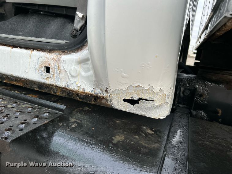 image for item OM9230 2009 Ford F650 Super Duty  box truck