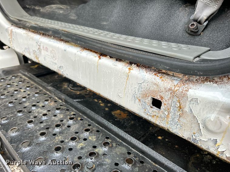 image for item OM9230 2009 Ford F650 Super Duty  box truck