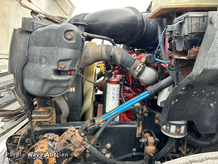 image for item OM9230 2009 Ford F650 Super Duty  box truck