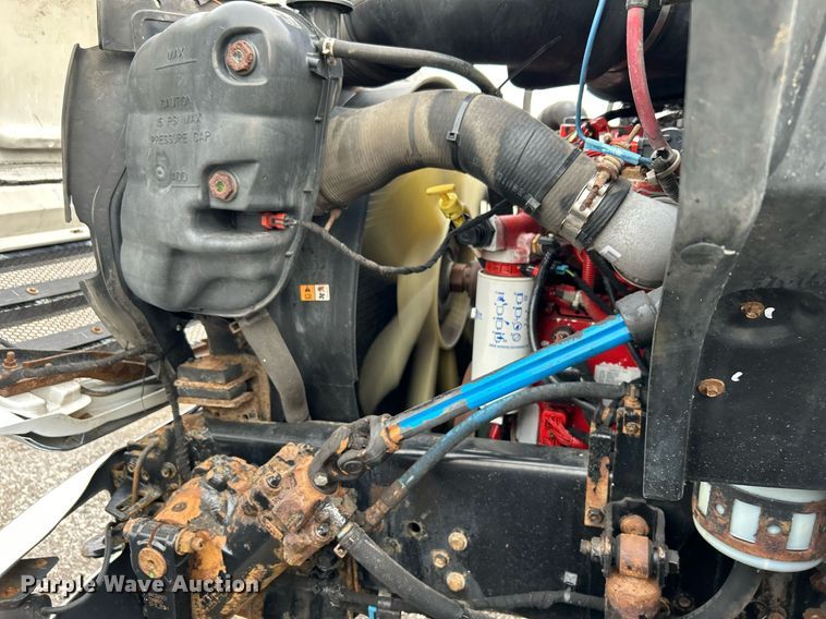 image for item OM9230 2009 Ford F650 Super Duty  box truck