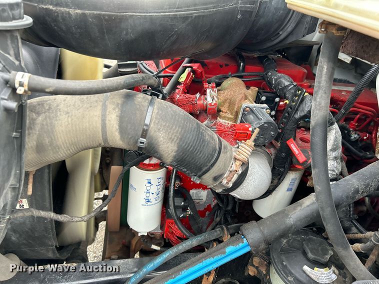 image for item OM9230 2009 Ford F650 Super Duty  box truck