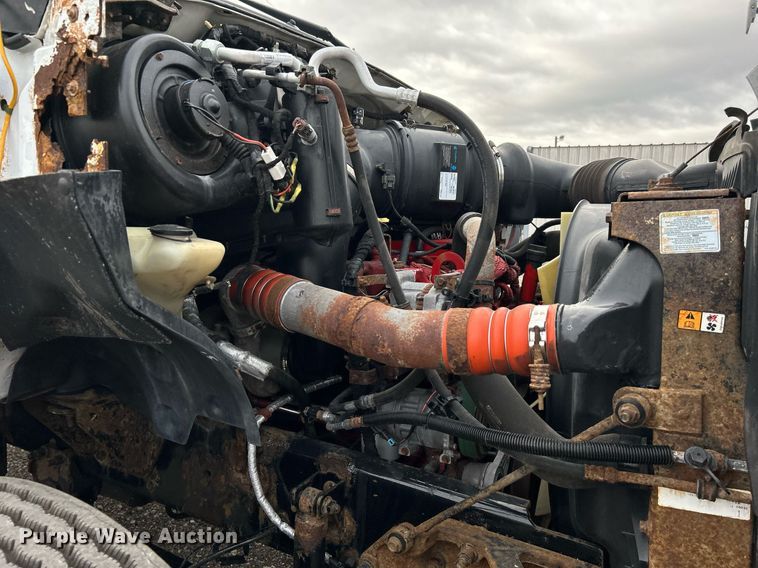 image for item OM9230 2009 Ford F650 Super Duty  box truck