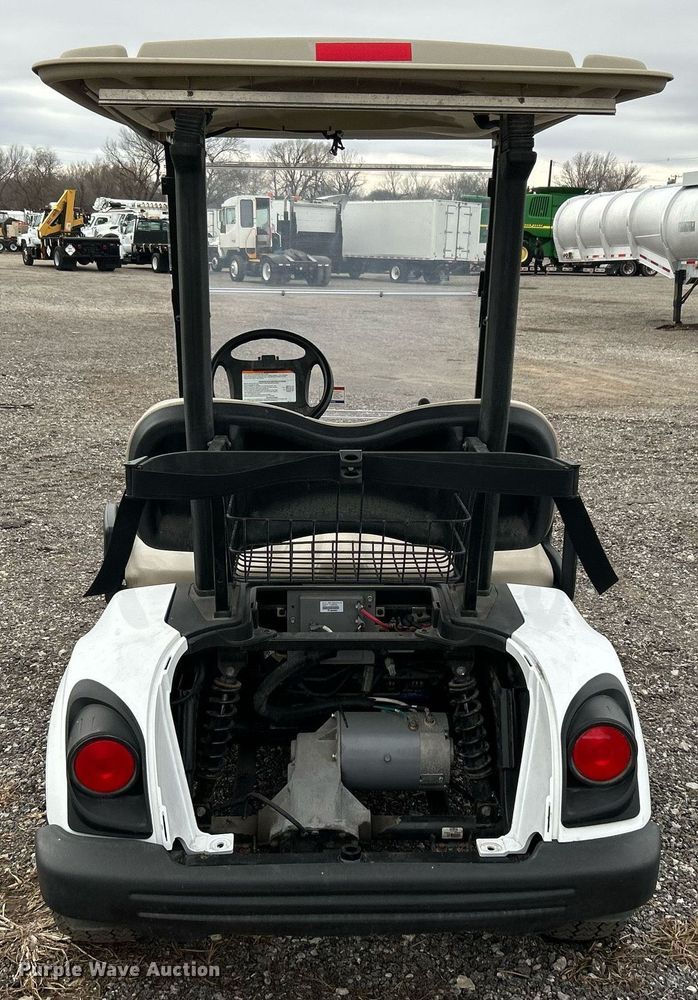 image for item OM9240 2017 Yamaha DR2E17  golf cart