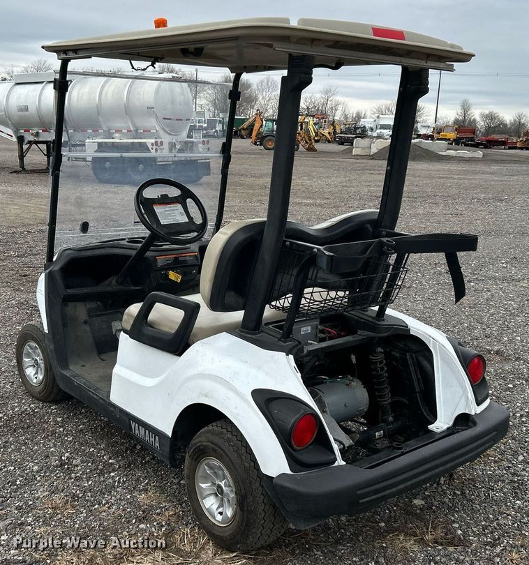 image for item OM9240 2017 Yamaha DR2E17  golf cart