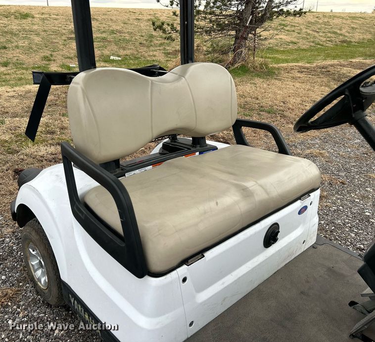 image for item OM9240 2017 Yamaha DR2E17  golf cart