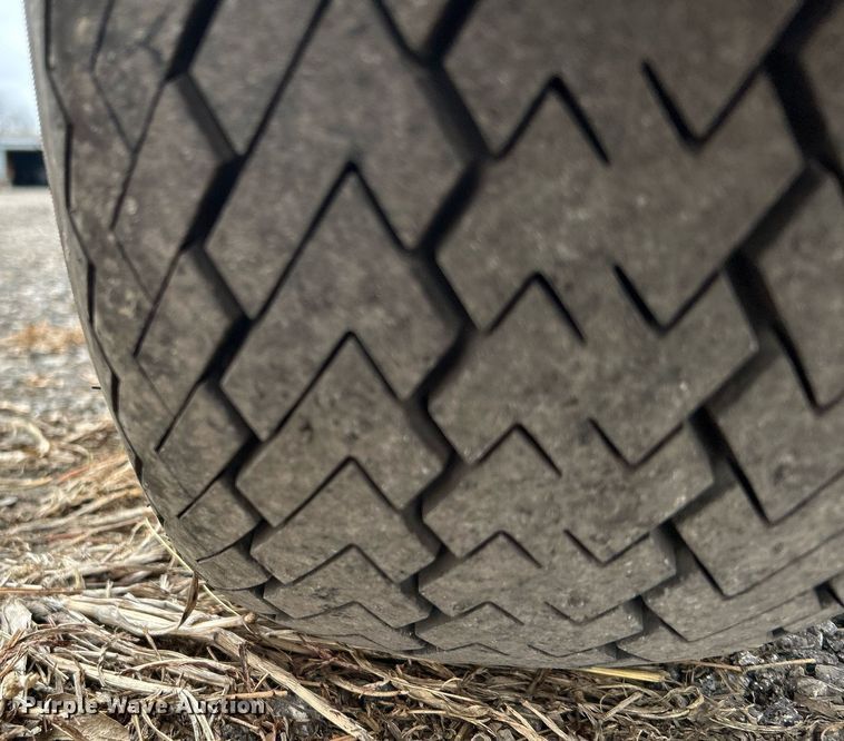 image for item OM9240 2017 Yamaha DR2E17  golf cart