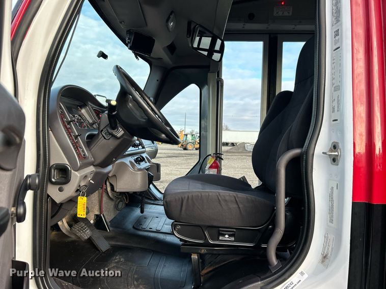 image for item OM9242 2018 Freightliner M2  shuttle bus