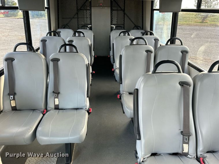 image for item OM9242 2018 Freightliner M2  shuttle bus