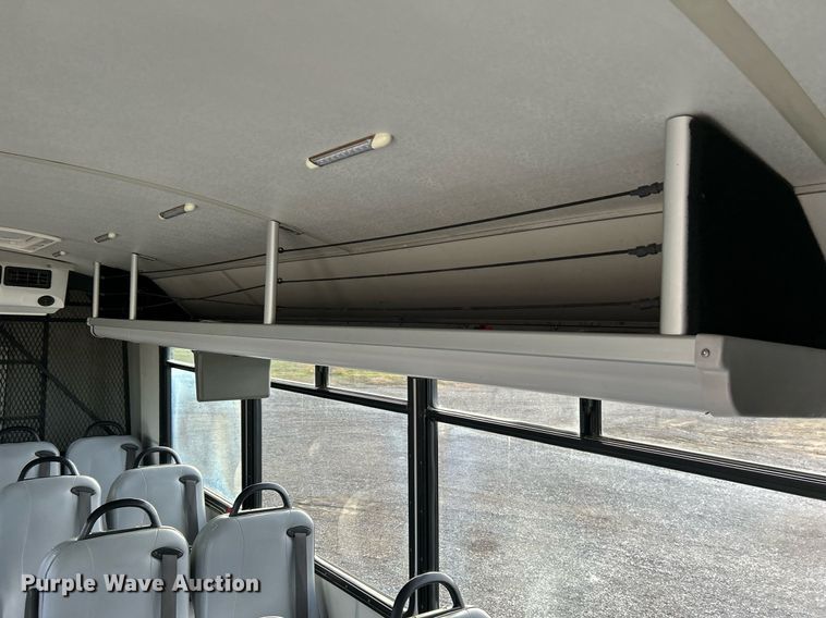 image for item OM9242 2018 Freightliner M2  shuttle bus