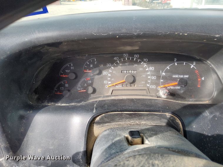 image for item DJ0839 2002 Ford F650 Super Duty XL  dump truck