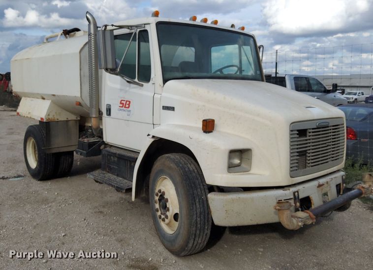 image for item DJ0840 1997 Freightliner FL70  water truck