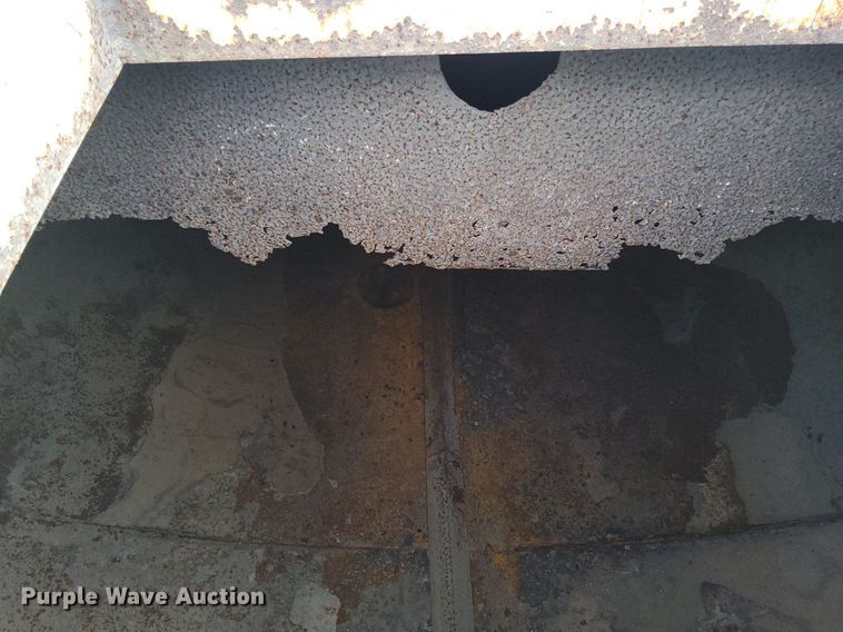 image for item DJ0840 1997 Freightliner FL70  water truck