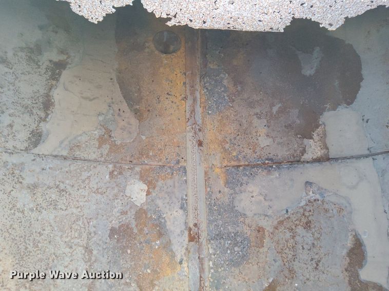 image for item DJ0840 1997 Freightliner FL70  water truck