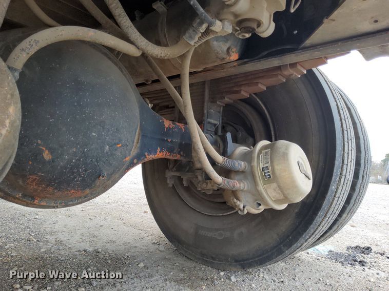 image for item DJ0840 1997 Freightliner FL70  water truck