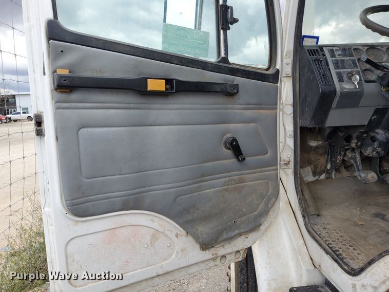 image for item DJ0840 1997 Freightliner FL70  water truck