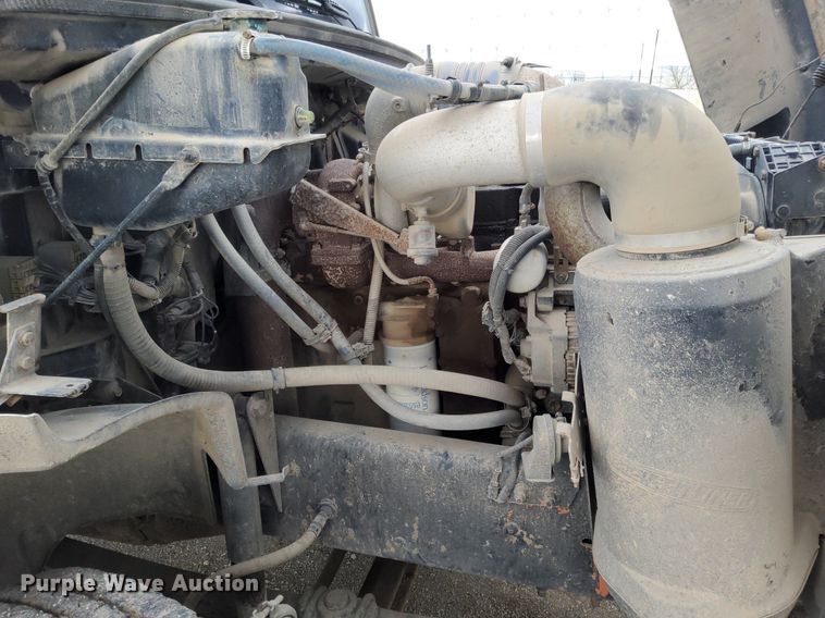 image for item DJ0840 1997 Freightliner FL70  water truck