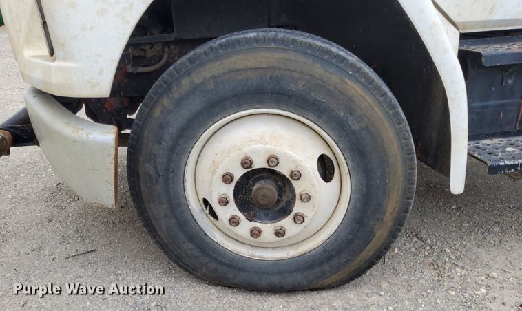 image for item DJ0840 1997 Freightliner FL70  water truck