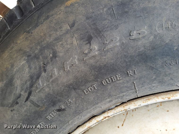 image for item DJ0840 1997 Freightliner FL70  water truck