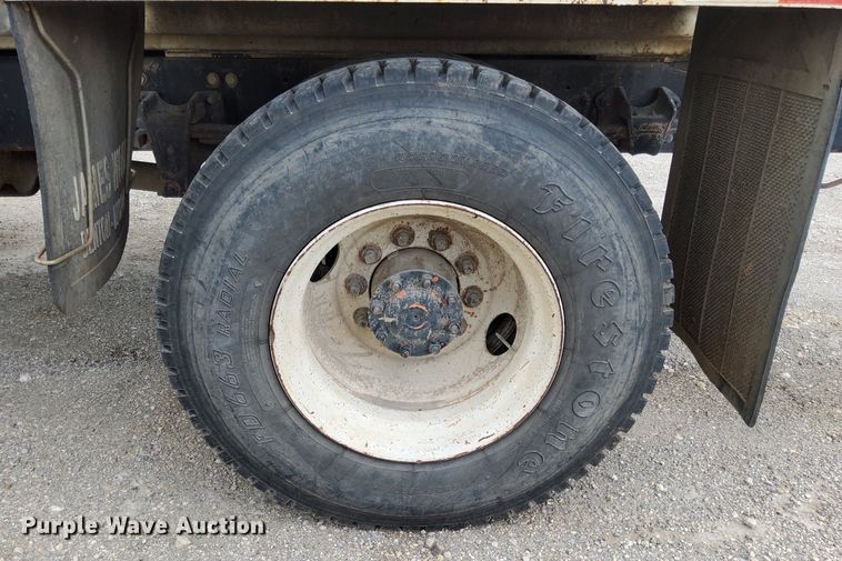 image for item DJ0840 1997 Freightliner FL70  water truck