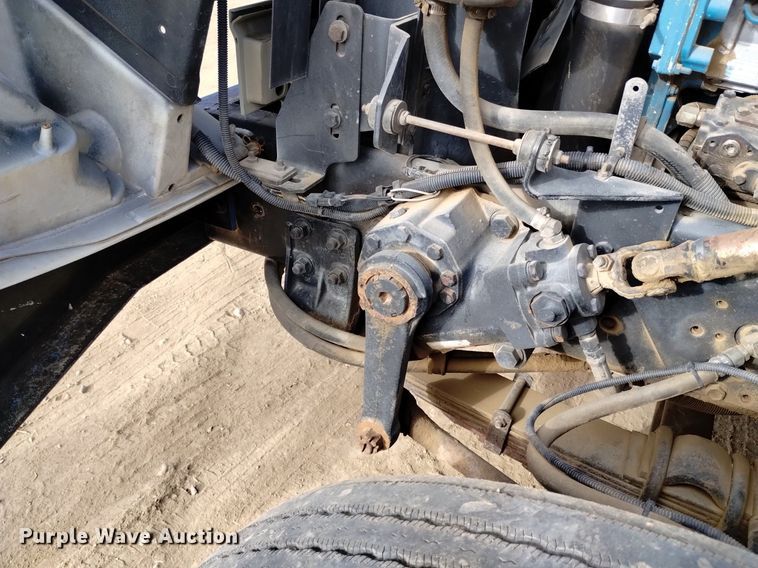 image for item DK8955 2000 International 4700  digger derrick truck