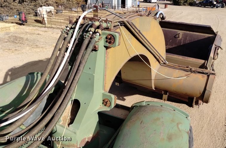 image for item DK8956 Clark 290M  scraper