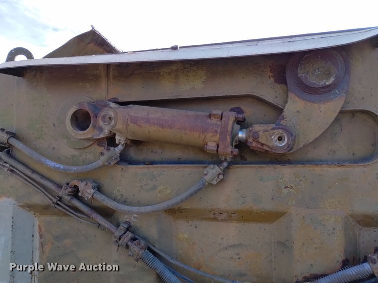 image for item DK8956 Clark 290M  scraper