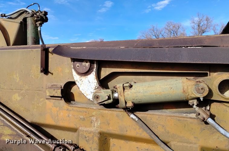 image for item DK8956 Clark 290M  scraper