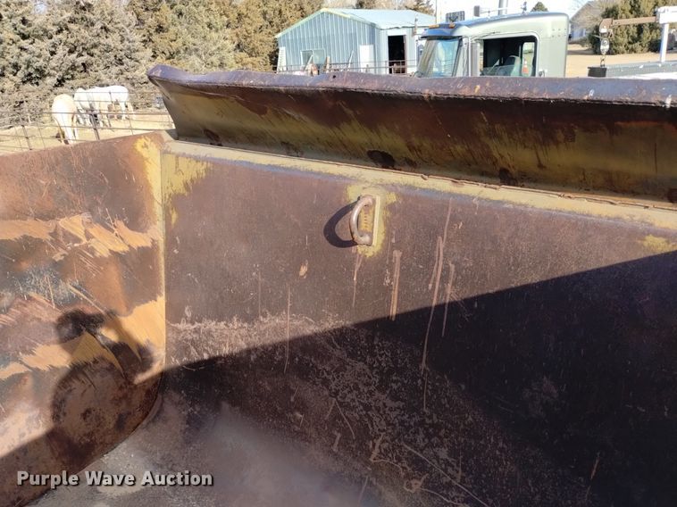 image for item DK8956 Clark 290M  scraper