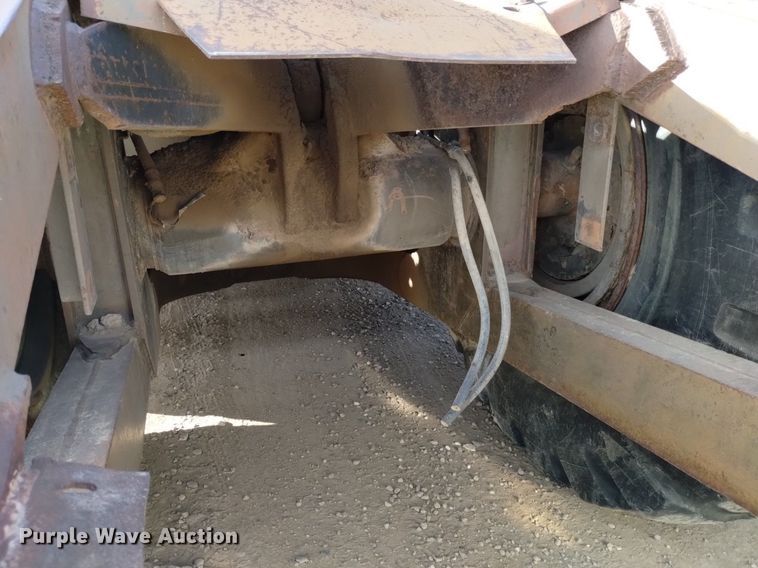 image for item DK8956 Clark 290M  scraper