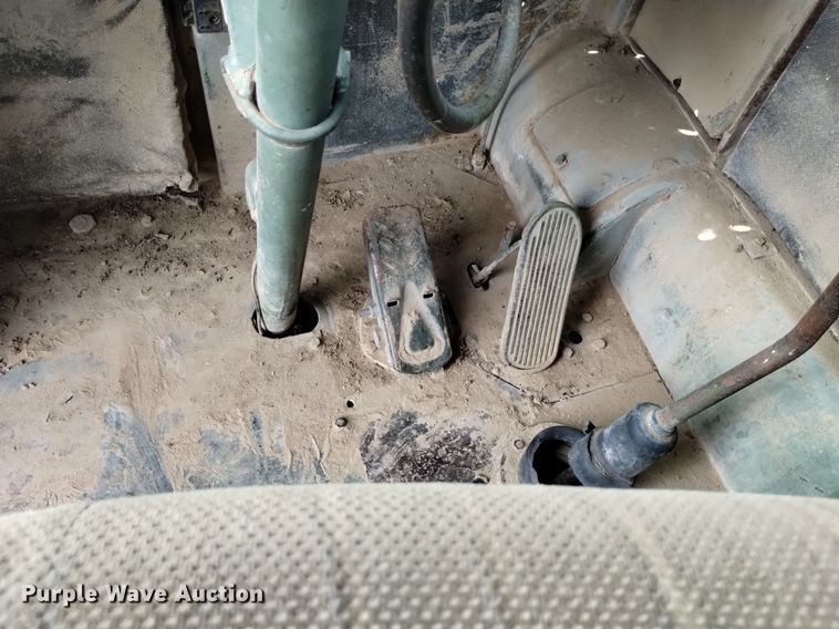 image for item DK8956 Clark 290M  scraper