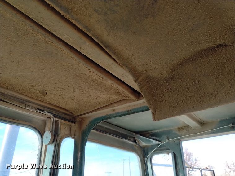 image for item DK8956 Clark 290M  scraper