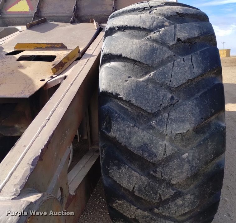 image for item DK8956 Clark 290M  scraper