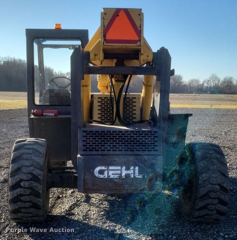 image for item DO4785 2005 Gehl RS5  telehandler